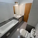 Dazzle Laranjeiras Ii Apartment