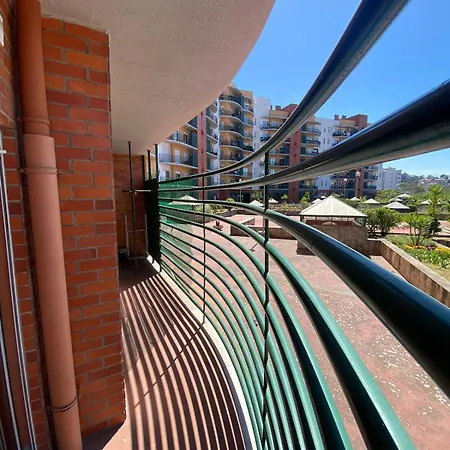 Dazzle Laranjeiras Ii * Lisbona